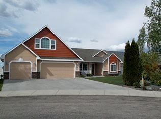1212 E Summerfalls St, Meridian, ID 83646