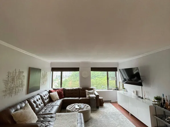 19 1st St S #B-301, Minneapolis, MN 55401