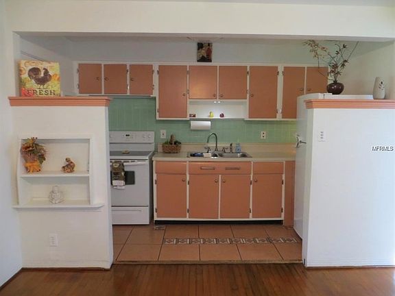 5th image of 5051 48th Ave N