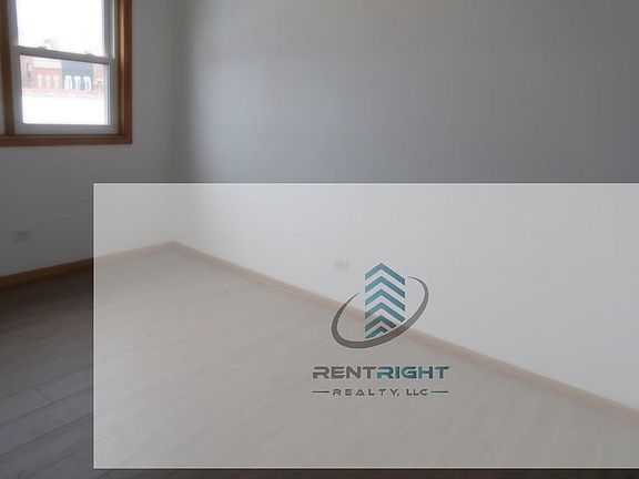 3rd image of 1448 W Chicago Ave #4