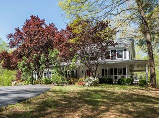 8104 Flossie Ln, Clifton, VA 20124