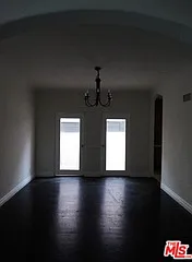 3 bed, 2.0 bath, 1874 sqft, $6,095 — Photo 4