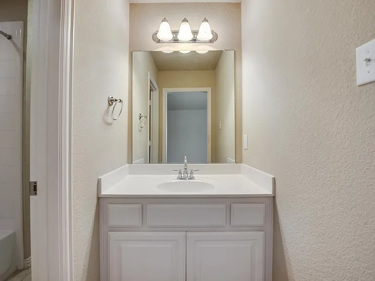 6072 Wallis Dr — Photo 38