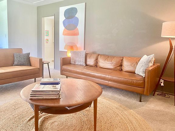 4th image of 4509 E Calle Redonda