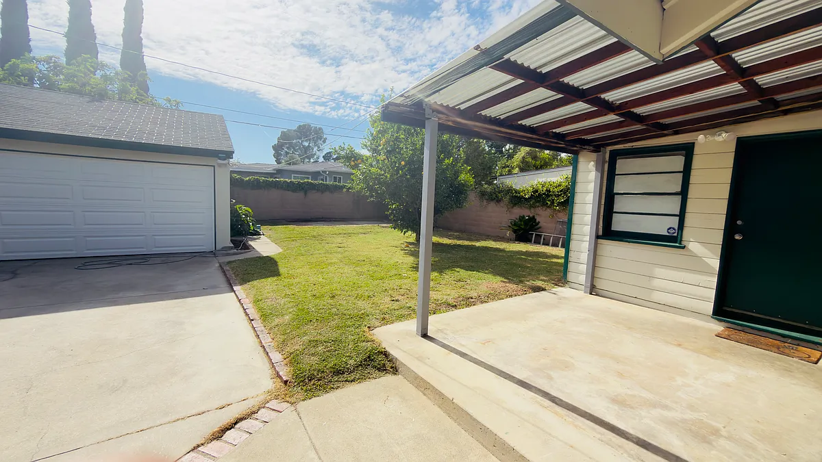 Building Photo - 6403 Barela Ave