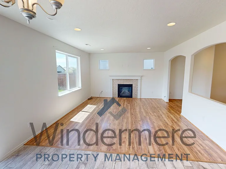 229 Kokanee Dr — Photo 5