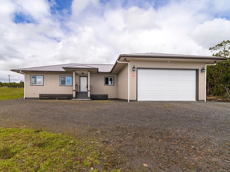 1st image of 17-1002 Kaihenui Pl