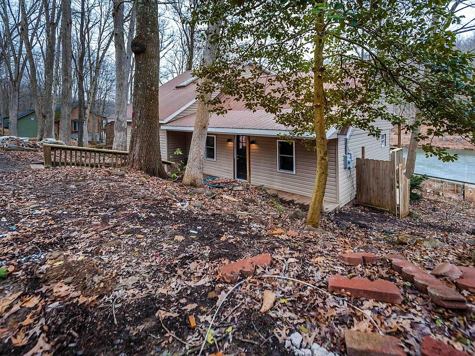 1st image of 450 Wildwood Lk