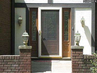 2nd image of 27924 Hilliard Blvd