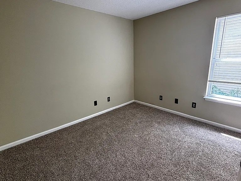 2434 Harvest Moon Dr — Photo 13