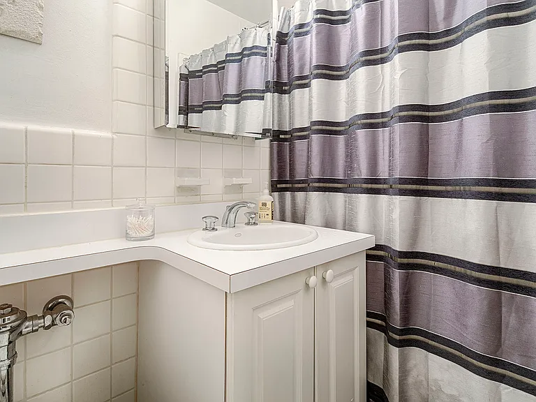 140 E 56th St #10M — Photo 5