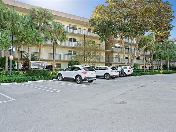 2nd image of 2000 S Federal Hwy APT 205