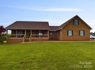 2685 Carriage Ln, Lincolnton, NC 28092