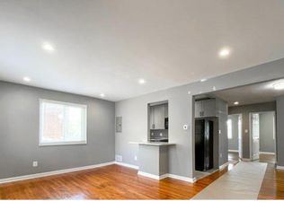 873 Bellevue St SE #1, Washington, DC 20032
