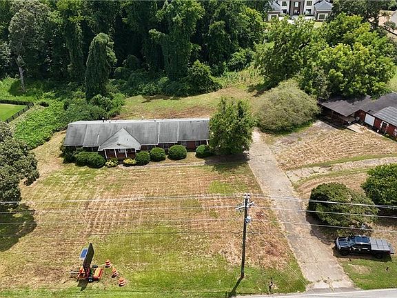 3rd image of 2875 N Bogan Rd #5