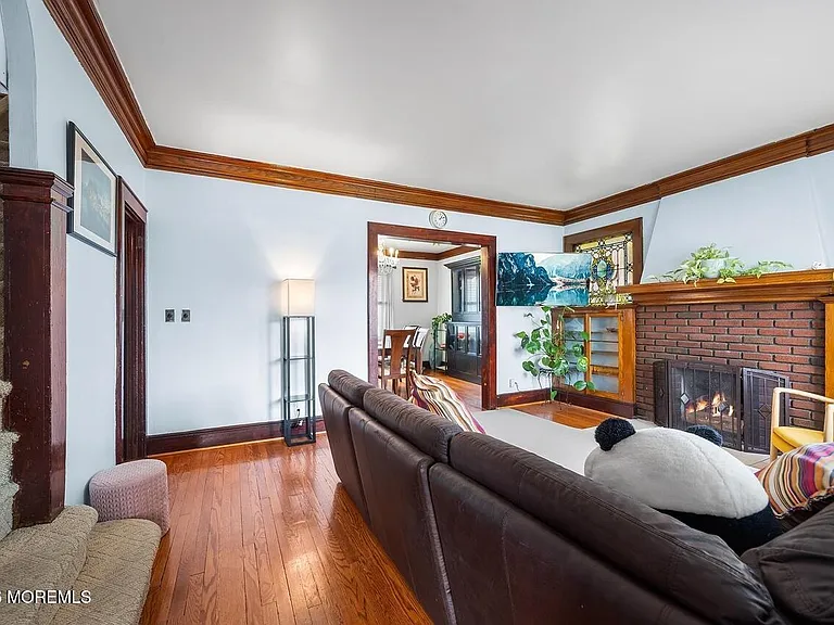 121 Summit Ave — Photo 6