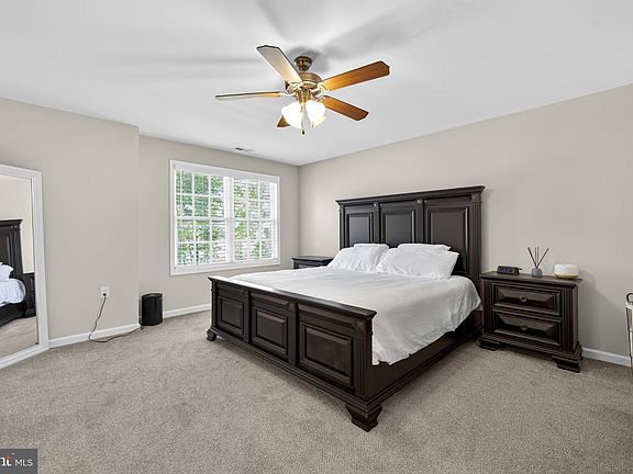 4th image of 331 Mount Vista Trl