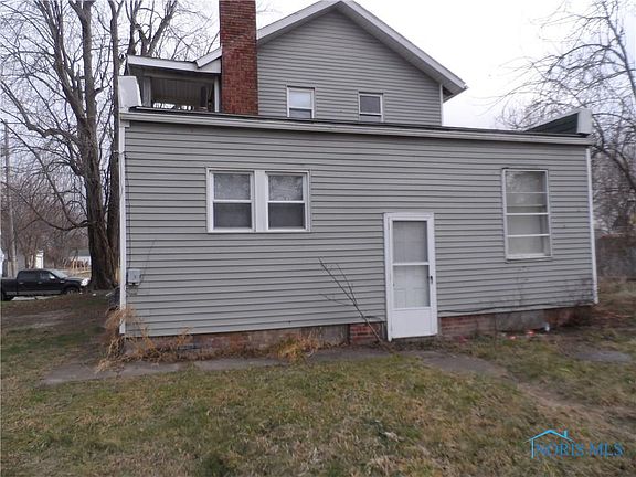 4th image of 520 Maumee Ave