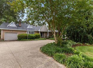 5409 Challedon Dr, Virginia Beach, VA 23462