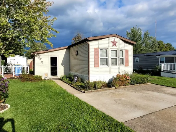 8213 Briercrest Dr, Erie, PA 16509