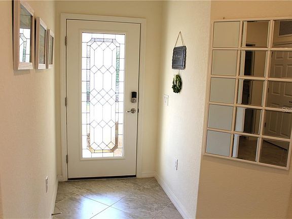5th image of 12524 Garibaldi Ln
