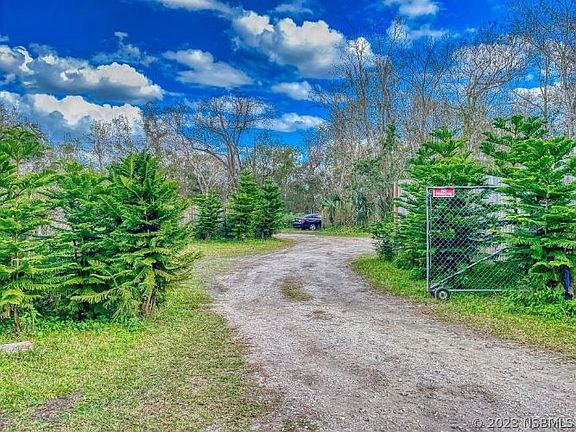 5th image of 2827 Knudsen Dr