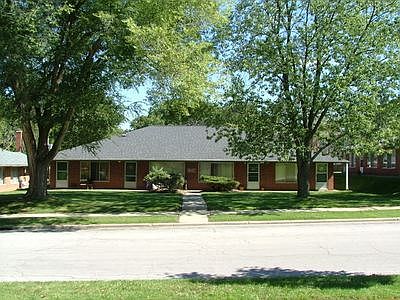 1019 Arbordale