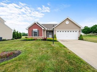 2989 Island Creek Dr, Medina, OH