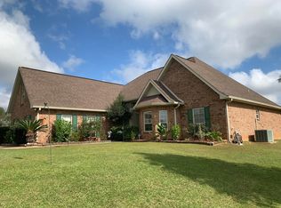 7 Wedgewood Dr, Carriere, MS 39426