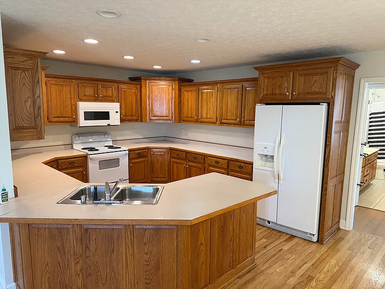 3448 Fair Oaks Ave — Photo 7
