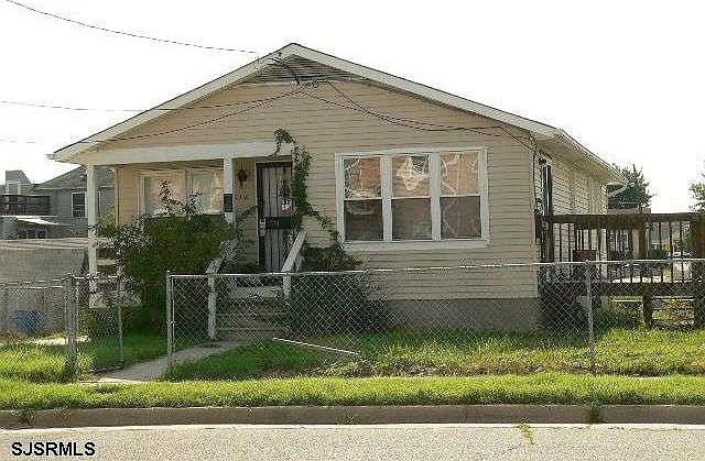 2nd image of 2316 Murray Ave