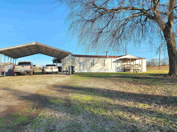 641 County Road 2332, Pittsburg, TX 75686