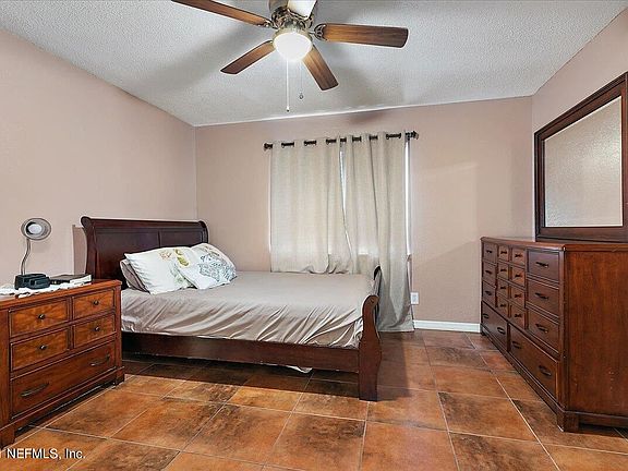 5th image of 6647 W La Mirada Dr #1