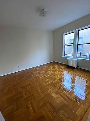 2nd image of 302 Marine Ave #D36