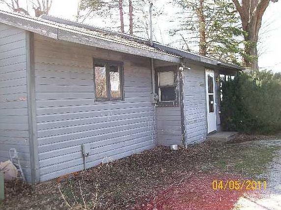 2nd image of 3169 S Manson B St