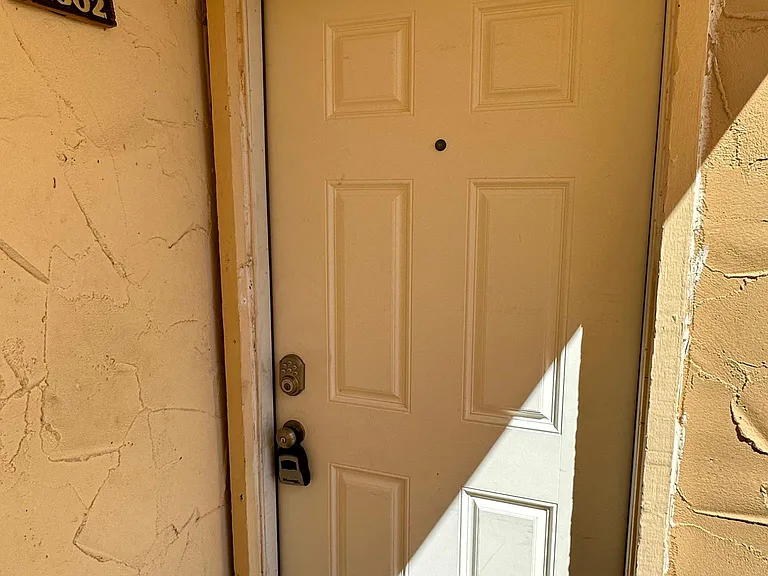 8055 E Thomas Rd #L302 — Photo 16