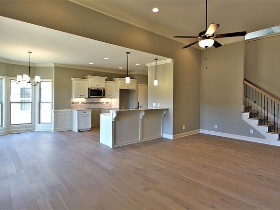 4th image of 207 Ernest Dr #97-C