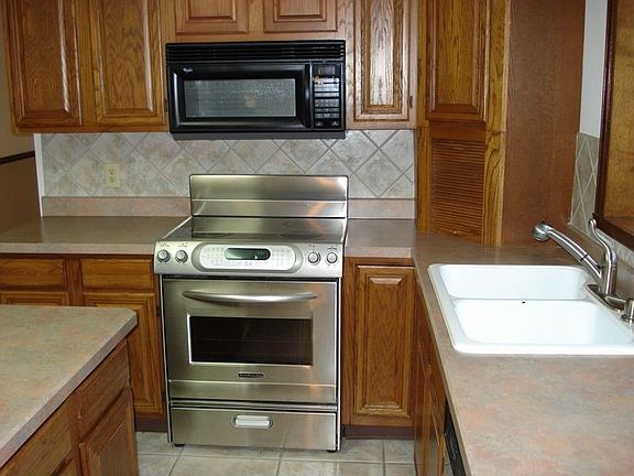 5th image of 9574 Warm Springs Ct