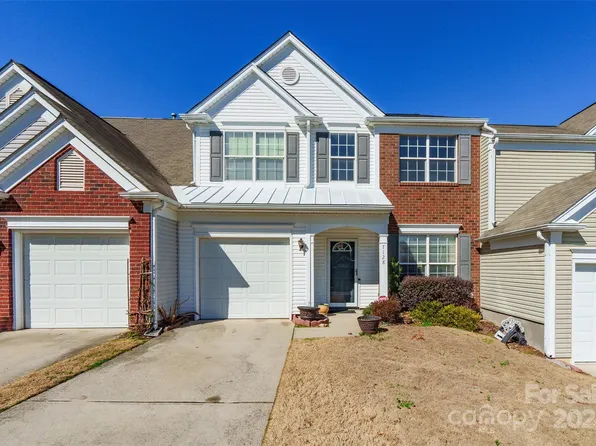 7128 Beverly Springs Dr, Charlotte, NC 28270