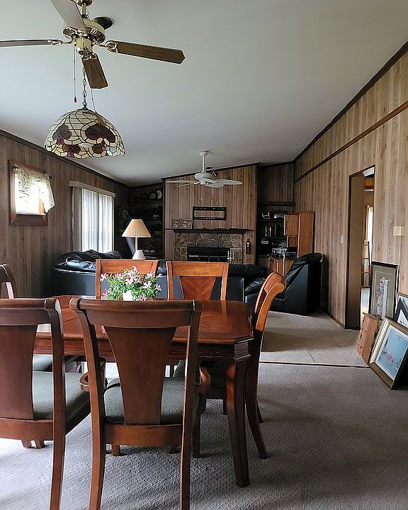 2nd image of 20641 Seneca Dr