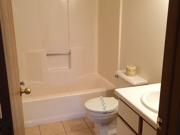 3rd image of 2831 Cutters Grove Ave APT 110