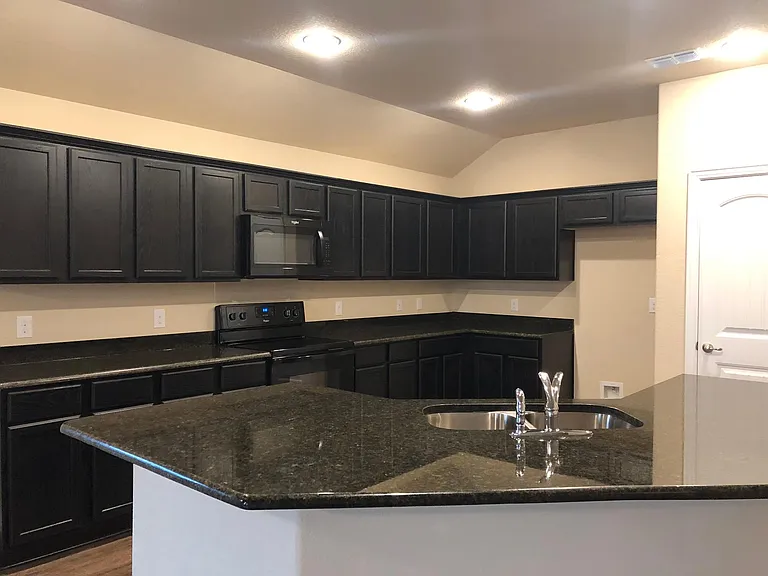 530 Meadowlake Dr — Photo 19
