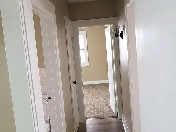 3rd image of 3 Carl St Unit 1