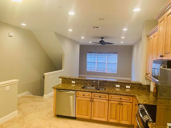 2nd image of 4805 Sawgrass Breeze Dr