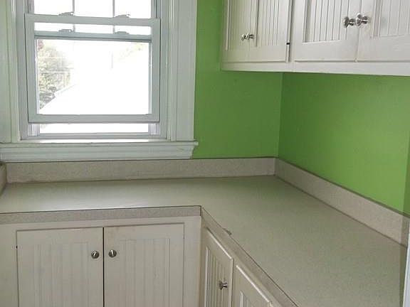 4th image of 126 Russell St #2
