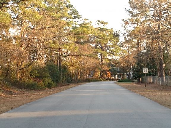 4th image of 117 Brook Ln