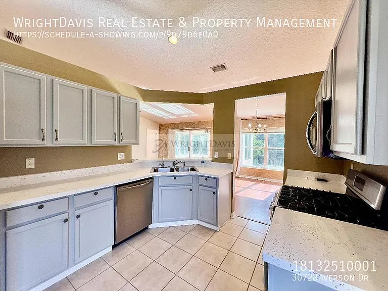 30728 Iverson Dr — Photo 8