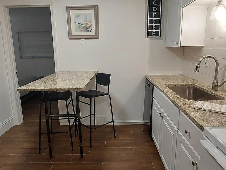 720 8th Ave NW #720 — Photo 7