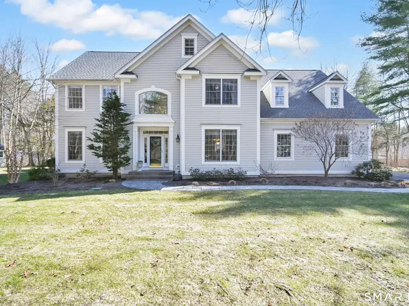 10 Old Meadow Way, Simsbury, CT 06089