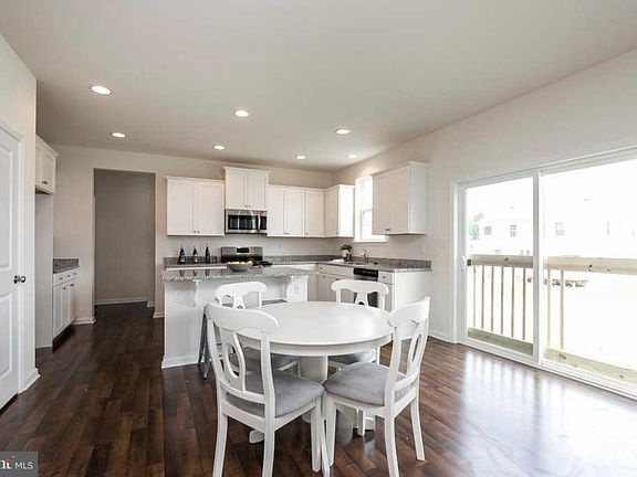 3rd image of LOT 19 Powell Ct